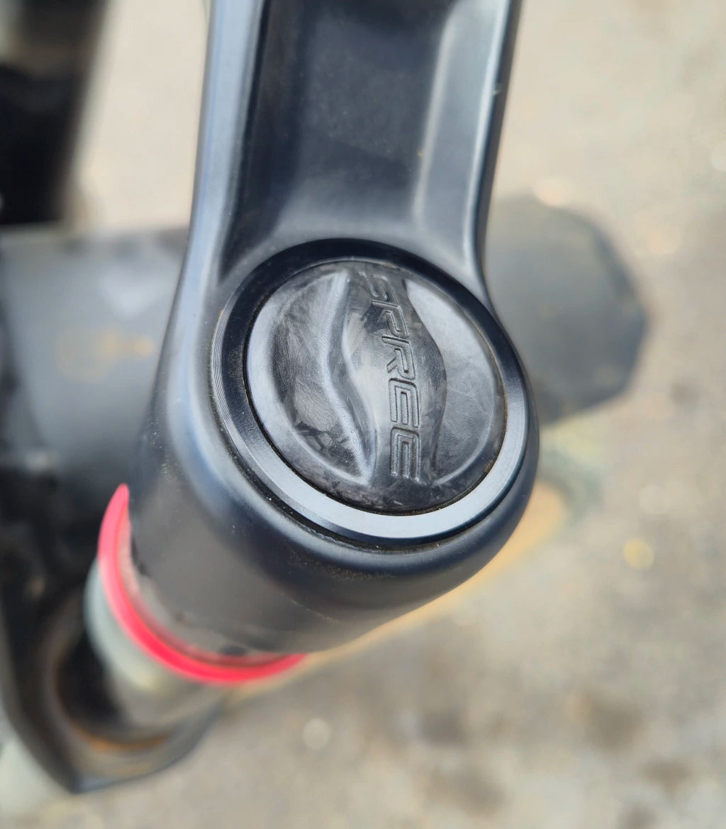 TAMPA VÁLVULA SUSPENSÃO ROCK SHOX SID — imagem 4